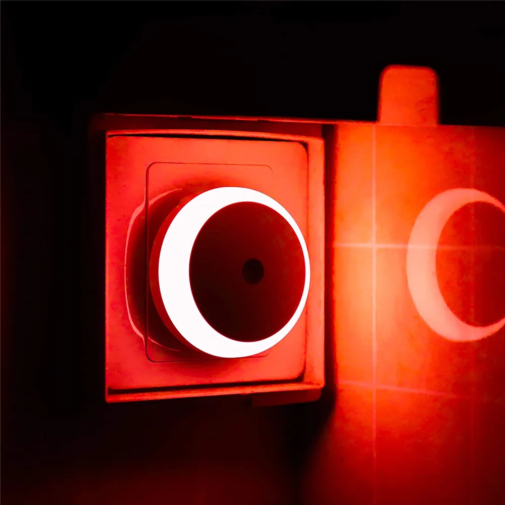 Nutikas LED-öövalgusti koos anduriga Nutikas LED-öövalgusti koos anduriga